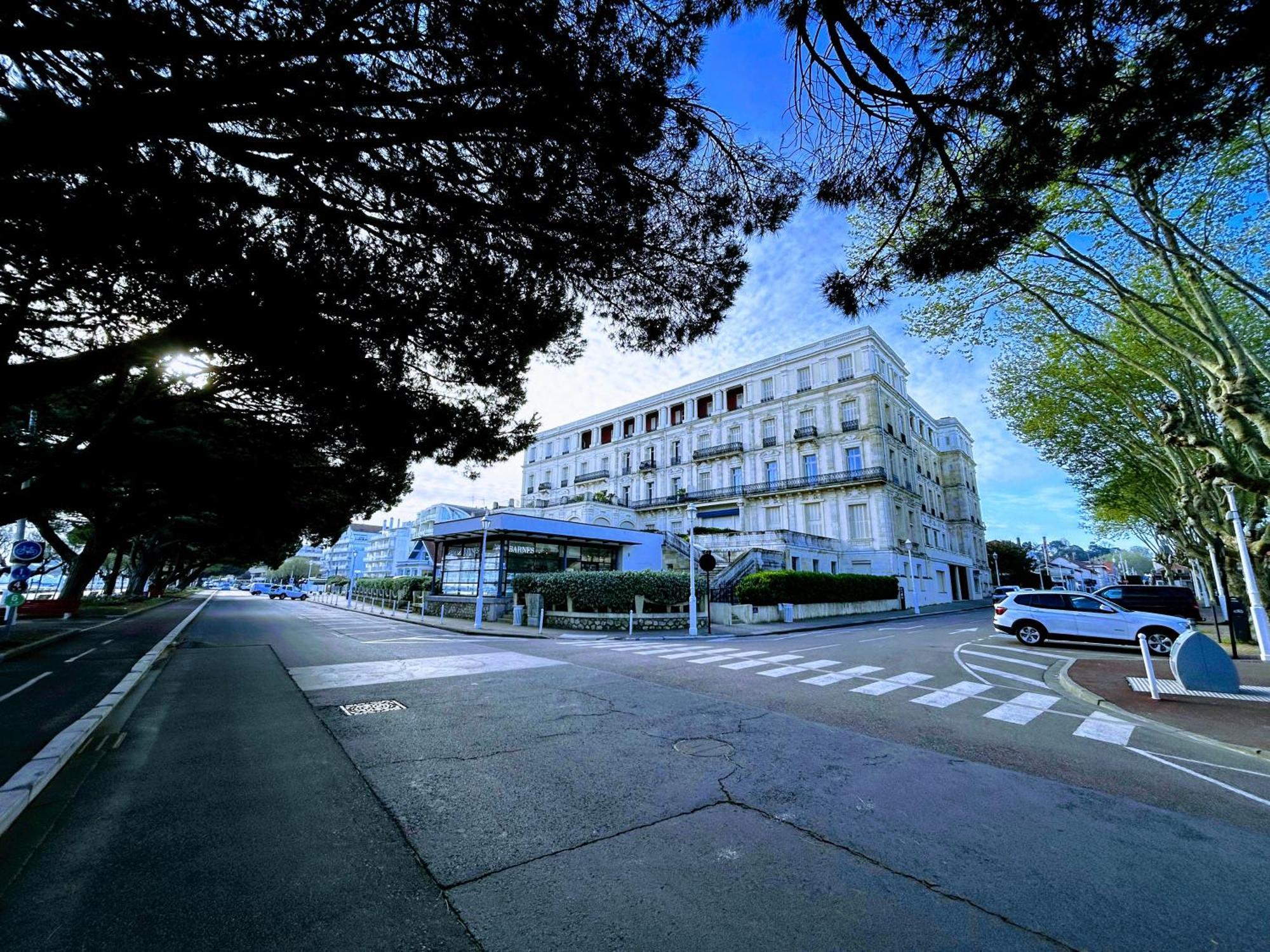 Grand Hotel - Magnifique Appartement Bord De Plage Centrale Arcachon Kültér fotó